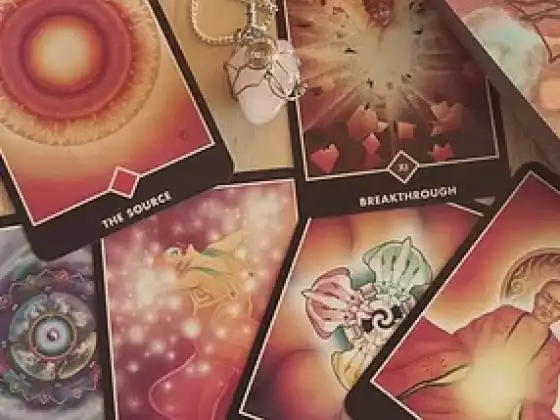 How to Use the Key Spread for Tarot Readings