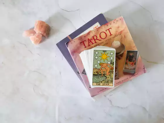 Sagittarius Full Moon Tarot Reading