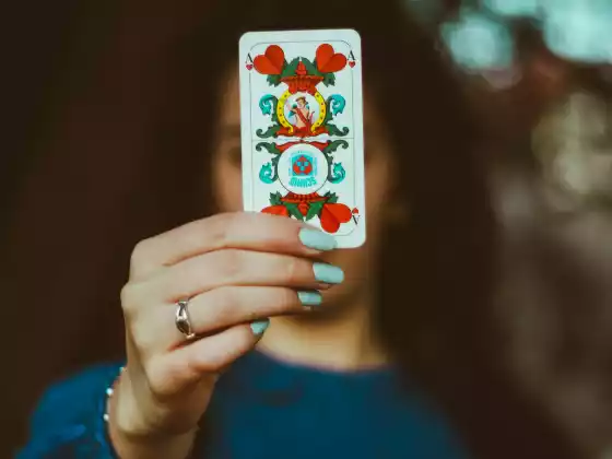Full Moon in Taurus Tarot Reading