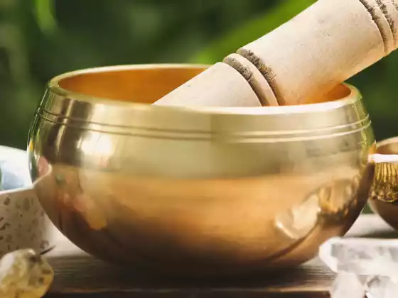 மருத்துவ கிகோங் & சவுண்ட் ஹீலிங்